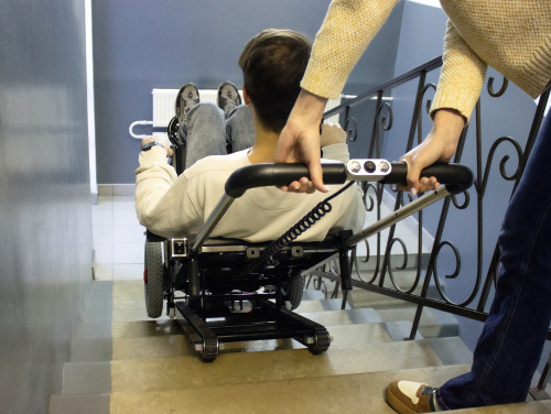 Lifter 2 Коляска с эл. приводом с интегрир.лестн.гусеничным подъемником фото 2