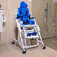 Hoggi SHARKY (Шарки)  БК - 2 размер, кресло-стул с сан.оснащением, с доп. фиксацией головы и тела